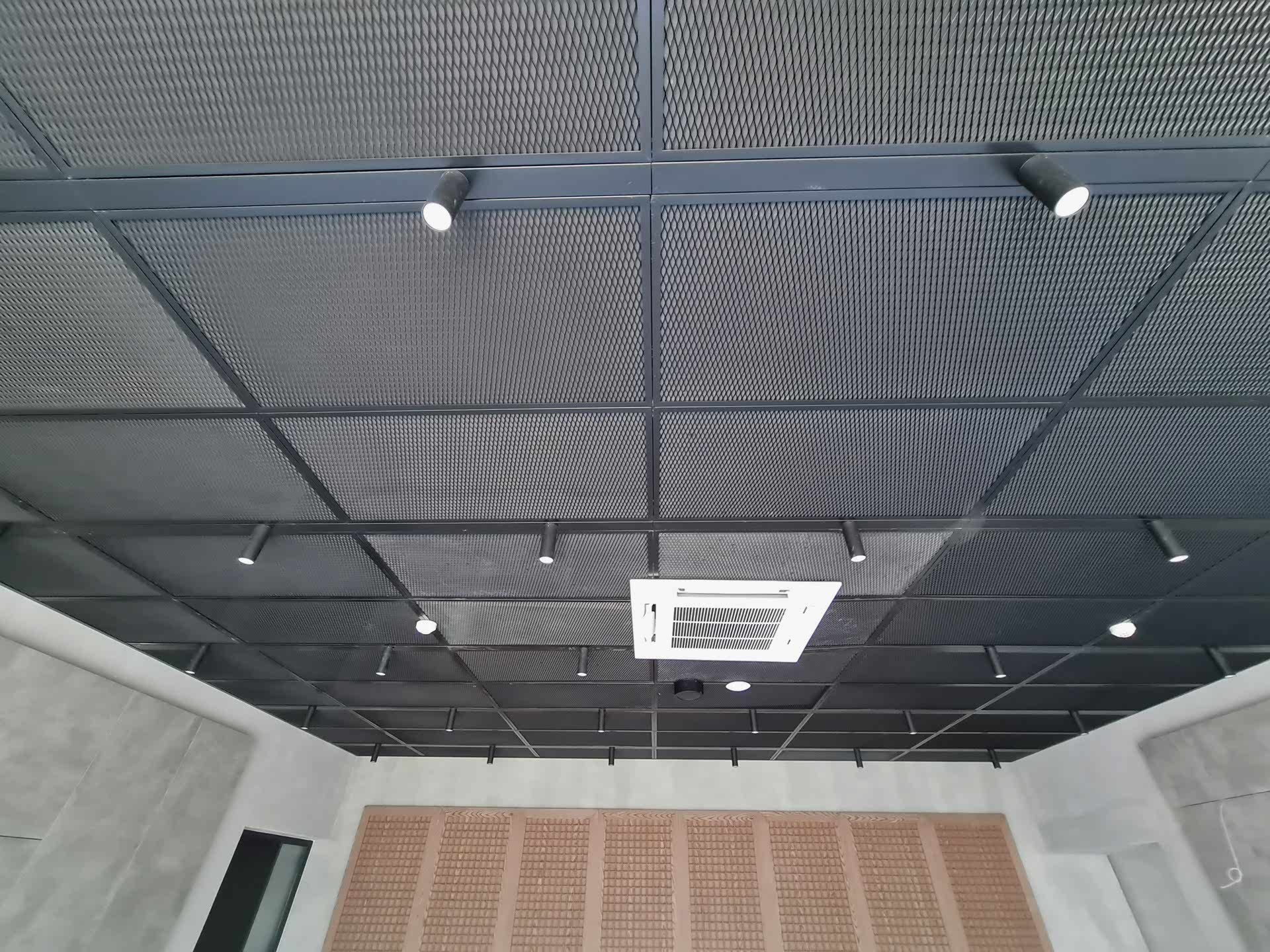 Mesh Tavan Sistemleri | HY Yapı Dekorasyon